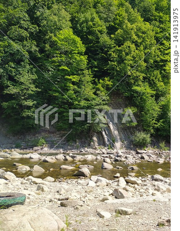 Mountain river Prut in Yaremche, Ivano-Frankivsk region, Ukraine Mountain river Prut in Yaremche, Ivano-Frankivsk region, Ukraine 141913975
