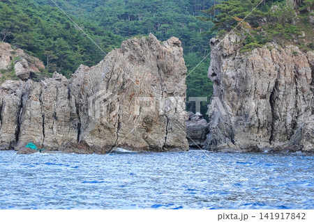 隠岐の島町ローソク島周辺風景 隠岐の島町ローソク島周辺風景 141917842