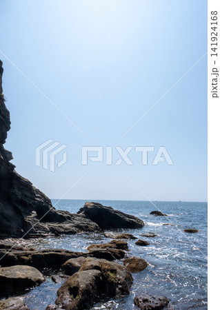 神奈川県城ヶ島の磯の風景 神奈川県城ヶ島の磯の風景 141924168