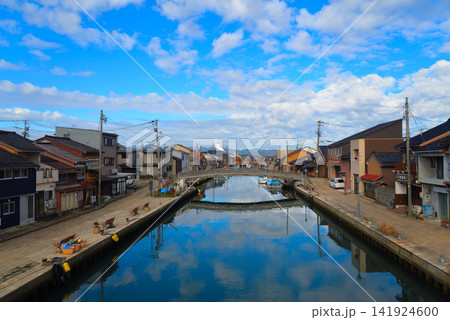 内川の街並み(富山県射水市) 内川の街並み(富山県射水市) 141924600