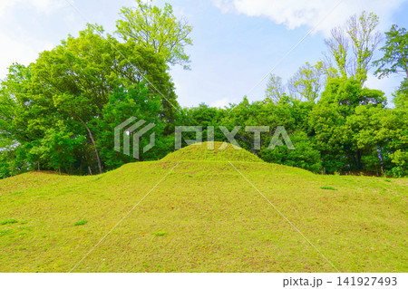奈良県明日香村 世界遺産 キトラ古墳 奈良県明日香村 世界遺産 キトラ古墳 141927493