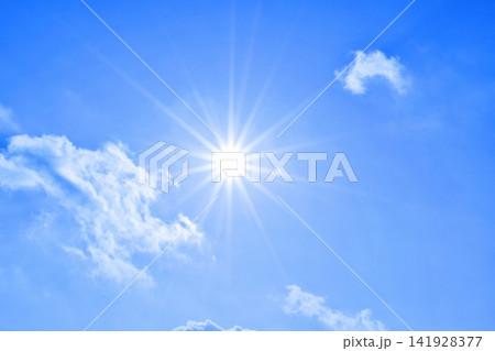 青空と太陽 直射日光 フリースペースイメージ( fix撮影 ) 青空と太陽 直射日光 フリースペースイメージ( fix撮影 ) 141928377