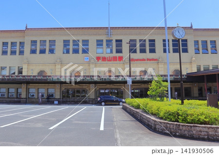 近鉄 宇治山田駅 駅前の風景(三重県伊勢市) 近鉄 宇治山田駅 駅前の風景(三重県伊勢市) 141930506