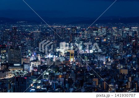 あべのハルカス(ハルカス300)展望台から望む大阪市街のパノラマ夜景 あべのハルカス(ハルカス300)展望台から望む大阪市街のパノラマ夜景 141930707