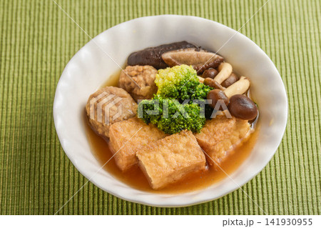 厚揚げと野菜の煮物 厚揚げと野菜の煮物 141930955