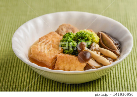 厚揚げと野菜の煮物 厚揚げと野菜の煮物 141930956