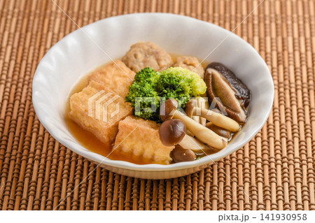 厚揚げと野菜の煮物 141930958