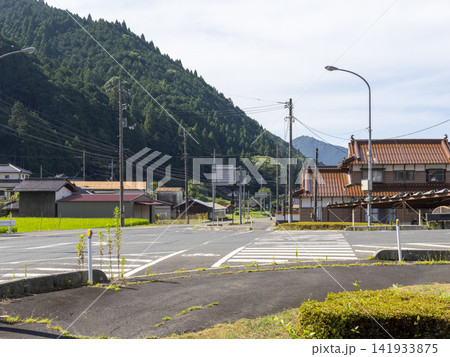 鳥取自動車道 西粟倉IC出口交差点の風景 鳥取自動車道 西粟倉IC出口交差点の風景 141933875