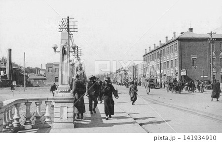 古写真 1922-1932年 日本統治時代の中国・長春 日本橋通り(現在の勝利大街) 古写真 1922-1932年 日本統治時代の中国・長春 日本橋通り(現在の勝利大街) 141934910