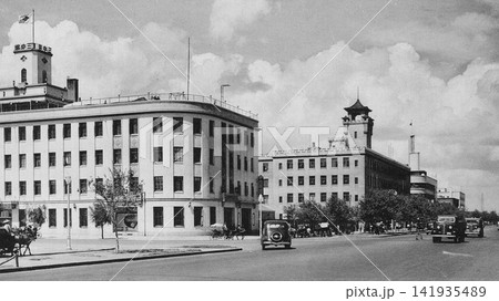 古写真 1933-1945年 満洲国・新京(中国・長春) 大同大街と三中井百貨店・新京店 古写真 1933-1945年 満洲国・新京(中国・長春) 大同大街と三中井百貨店・新京店 141935489