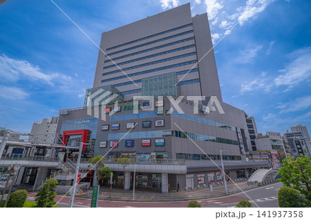 船橋駅南口の船橋フェイスビルと駅前ロータリー【千葉県船橋市本町】 141937358