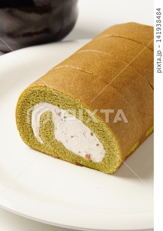 抹茶ロールケーキ 抹茶ロールケーキ 141938484