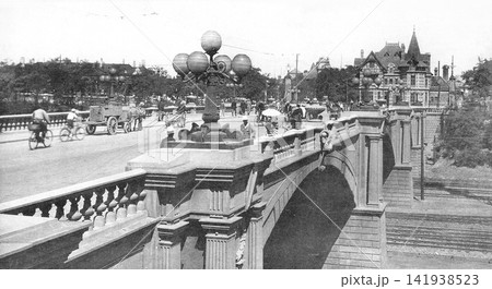 古写真 1935年 満洲国・大連 日本橋(現在の勝利橋) 古写真 1935年 満洲国・大連 日本橋(現在の勝利橋) 141938523