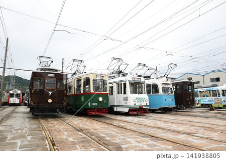 とさでん交通198号、維新号、910号、320号 とさでん交通198号、維新号、910号、320号 141938805