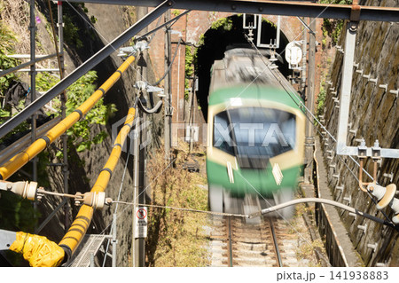 鉄道のトンネル【江ノ電】 鉄道のトンネル【江ノ電】 141938883