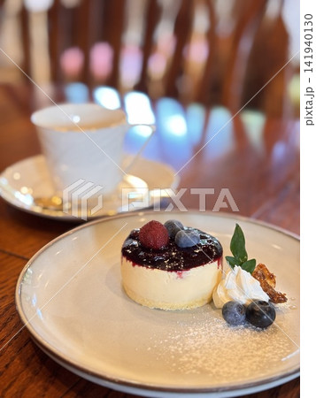 ブルーベリーのムースケーキ ブルーベリーのムースケーキ 141940130