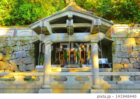 音羽の滝（清水寺・京都市） 141948440