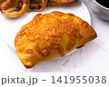 チーズカレーのカルツォーネ 141955038