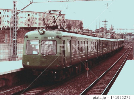 検査出場後試運転中の東急5000系 田園都市線田奈駅 検査出場後試運転中の東急5000系 田園都市線田奈駅 141955275