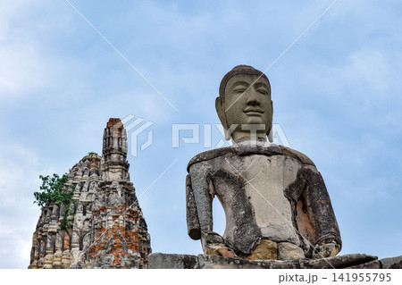 タイのアユタヤ遺跡 タイのアユタヤ遺跡 141955795