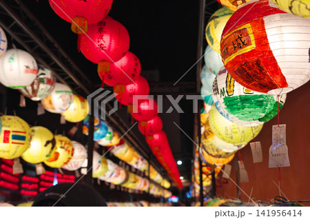 台南祀典武廟のランタンフェスティバルの風景 141956414