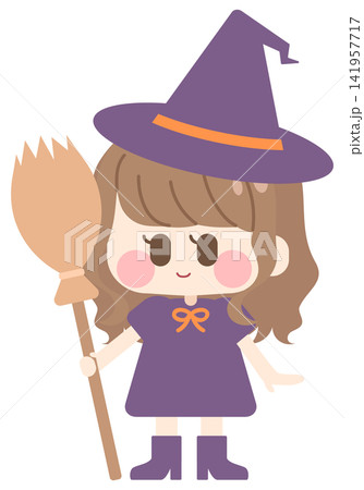 ハロウィンで魔女の仮装をした女の子 141957717