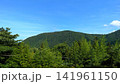 山の上に広がる青空 141961150