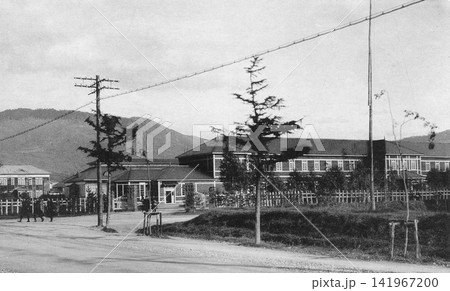 古写真　1933-1945年　樺太庁豊原高等女学校（現ロシア・サハリン州・ユジノサハリンスク市） 141967200
