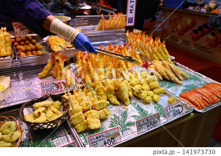 Japanese Street Food, Grilled Skewers and Market Cuisine 141973730