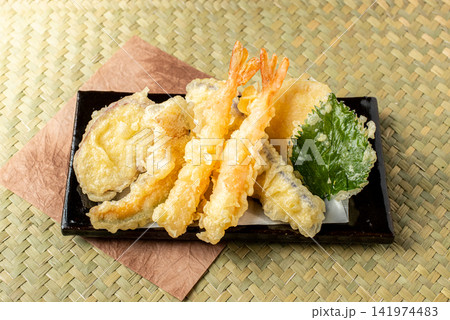 海老と野菜の天ぷら 141974483