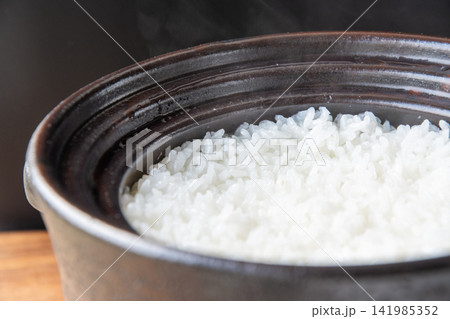 つやつやの炊き立て土鍋炊きご飯 つやつやの炊き立て土鍋炊きご飯 141985352