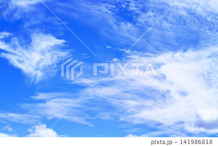 青空と雲イメージ 青空と雲イメージ 141986818