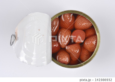 Canned Strawberry Compote 141986932