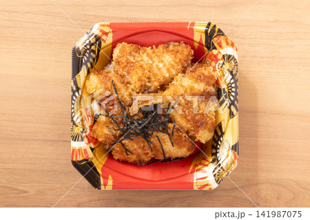 ［新潟県産］ノドグロ　フライ　タレカツ丼 141987075