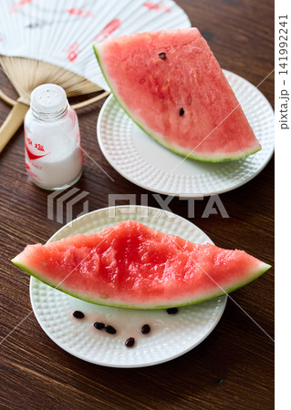 スイカの食べ残し スイカの食べ残し 141992241