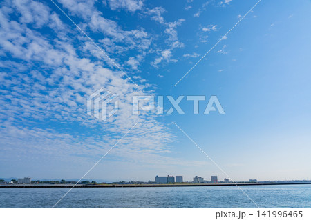 【静岡県】秋空の浜名湖 【静岡県】秋空の浜名湖 141996465