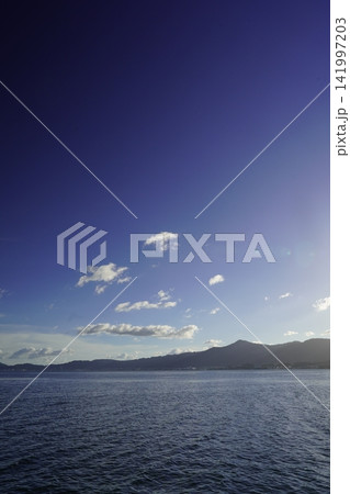 青い空と琵琶湖 青い空と琵琶湖 141997203