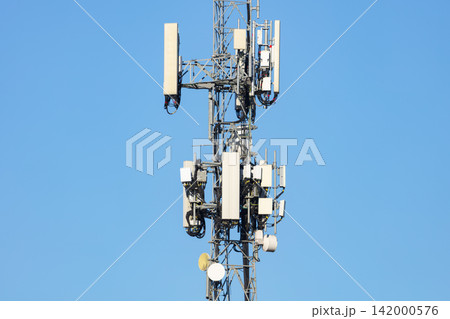 The top section of a large and high telecommunications tower 142000576