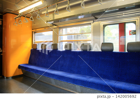 JR九州 713系電車「サンシャイン」(車内) JR九州 713系電車「サンシャイン」(車内) 142005692