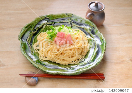 和風スパゲッテイ、和風パスタ、タラコパスタ、たらこスパゲッテイ、麺料理。 142009047