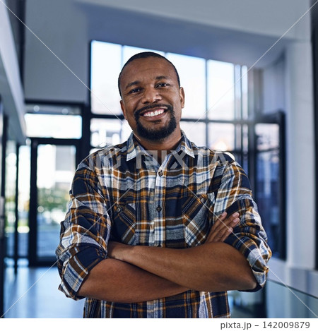 Happy, crossed arms and portrait of business black man with company pride, confidence and smile. Creative startup, professional office and person for career, work opportunity and job in workplace Happy, crossed arms and portrait of business black man with company pride, confidence and smile. Creative startup, professional office and person for career, work opportunity and job in workplace 142009879