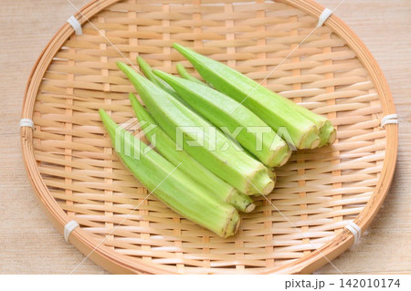 注）未加熱・未調理の生のオクラ・おくらです。 142010174
