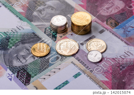 Peruvian paper currency cash sol for payments and settlements. Peruvian cash 142015074