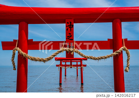 大魚神社海中鳥居 満潮【佐賀県藤津郡太良町】 大魚神社海中鳥居 満潮【佐賀県藤津郡太良町】 142016217