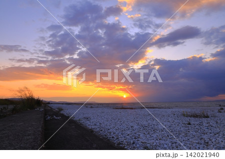 リンクウポートから見た夕焼け(大阪府泉佐野市) リンクウポートから見た夕焼け(大阪府泉佐野市) 142021940