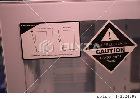 Hand Buckle Instructions and Tempered Glass Caution Label 142024598
