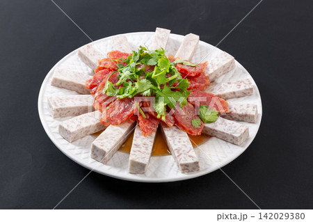 steamed Taro Strips with Chinese Cured Meat Dish 142029380