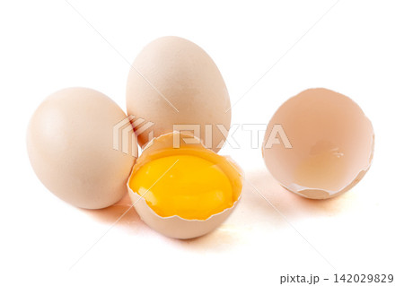 white Shell Chicken Eggs with Fresh Egg Yolk Food Ingredient 142029829