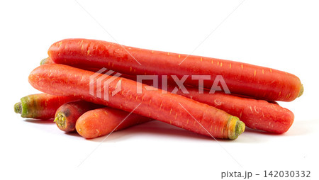 fresh Red Carrot Root Vegetable Ingredient Close Up fresh Red Carrot Root Vegetable Ingredient Close Up 142030332