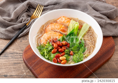 shrimp Buckwheat Noodles Asian Seafood Food Dish shrimp Buckwheat Noodles Asian Seafood Food Dish 142030815